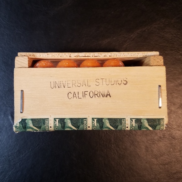 Vintage Universal Studios Souvenir - Picture 2 of 4